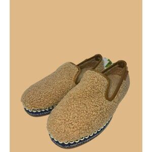 Chelsea & Violet Sherpa Slip-On Espadrille Latte Flats 6 NWB